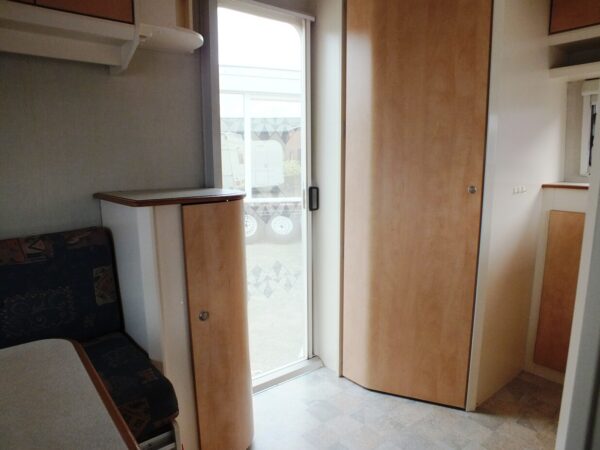Kip Grey Line 1999 met mover, satelliet antenne en luifel - Afbeelding 16