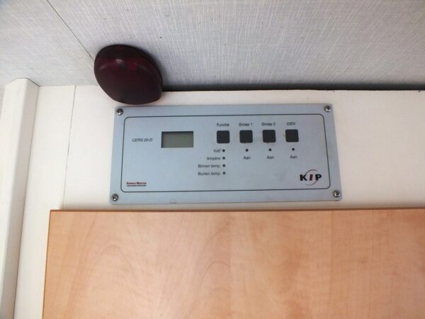 Kip Grey Line 1999 met mover, satelliet antenne en luifel - Afbeelding 18