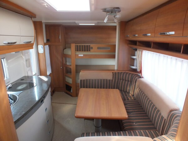 Hobby Excellent 560 KMFE, bj.2010, 6 persoons, voortent, luifel - Afbeelding 28