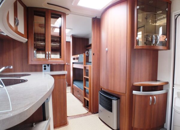 Hobby Prestige 720 UKFE, bj.2011, 8 persoons met Isabella voortent - Afbeelding 26
