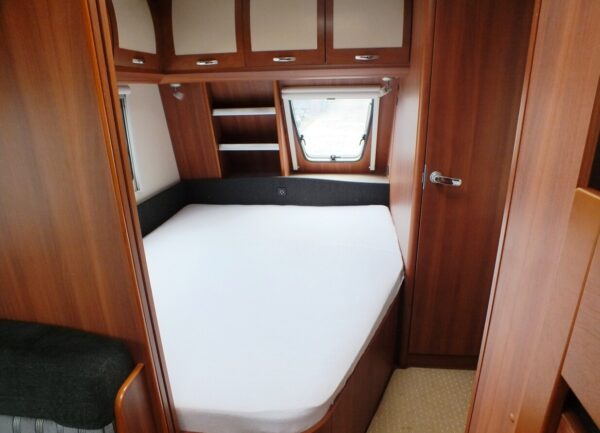 Hobby Prestige 720 UKFE, bj.2011, 8 persoons met Isabella voortent - Afbeelding 25