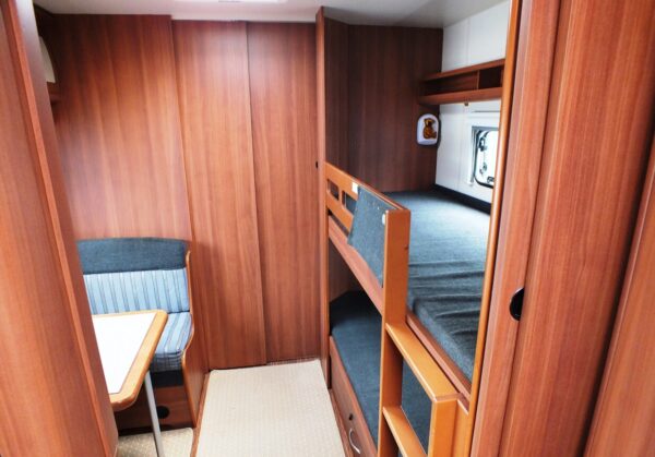 Hobby Prestige 720 UKFE, bj.2011, 8 persoons met Isabella voortent - Afbeelding 16