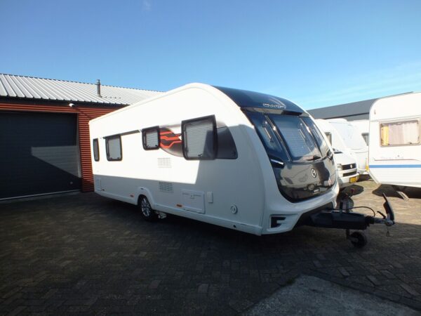 SWIFT ECCLES 580, Bj. 2018 NIEUWSTAAT, MOVER, DOUCHE, ZONNEPANEEL