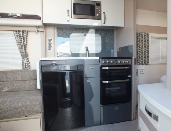 SWIFT ECCLES 580, Bj. 2018 NIEUWSTAAT, MOVER, DOUCHE, ZONNEPANEEL - Afbeelding 20