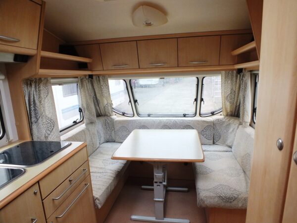 Chateau Calista 450, Bj. 2001 Met Boiler en Dorema voortent - Afbeelding 15