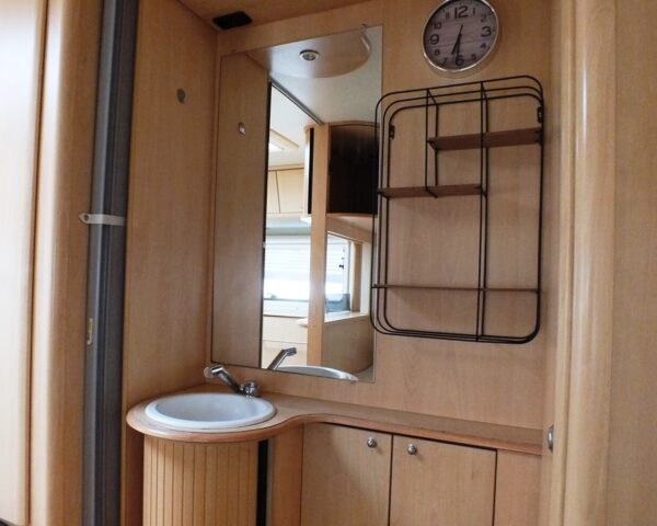 Chateau Calista 450, Bj. 2001 Met Boiler en Dorema voortent - Afbeelding 13