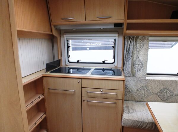 Chateau Calista 450, Bj. 2001 Met Boiler en Dorema voortent - Afbeelding 11