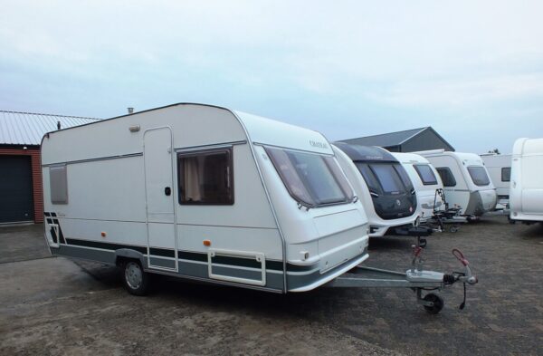 Chateau Calista 450, Bj. 2001 Met Boiler en Dorema voortent