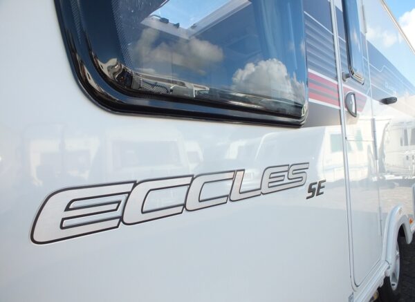 STERLING ECCLES bj.2014 NIEUWSTAAT MET QUEENSBED BOMVOL - Afbeelding 41