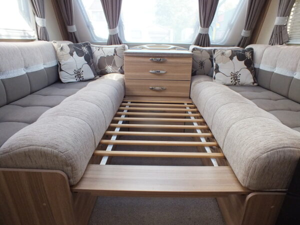 STERLING ECCLES bj.2014 NIEUWSTAAT MET QUEENSBED BOMVOL - Afbeelding 11