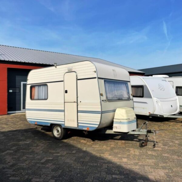 Retro Knaus Luxus bj.1981, 4 persoons met voortent