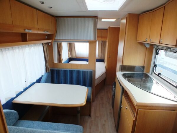 Beyerland Sprinter Sport 470 TKM, bj. 2008 met voortent - Afbeelding 13