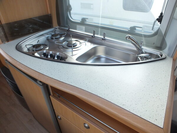 Beyerland Sprinter Sport 470 TKM, bj. 2008 met voortent - Afbeelding 20