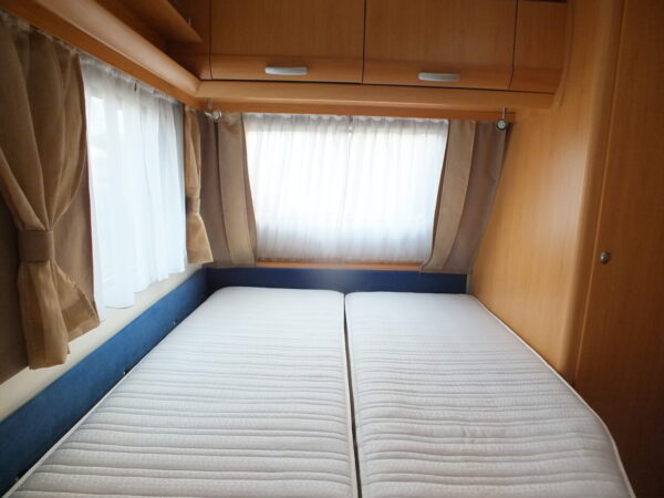 Beyerland Sprinter Sport 470 TKM, bj. 2008 met voortent - Afbeelding 16