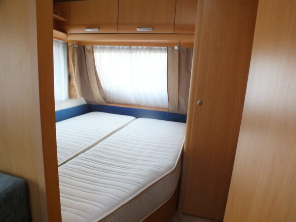 Beyerland Sprinter Sport 470 TKM, bj. 2008 met voortent - Afbeelding 15