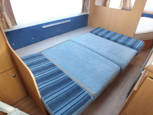 Beyerland Sprinter Sport 470 TKM, bj. 2008 met voortent - Afbeelding 12