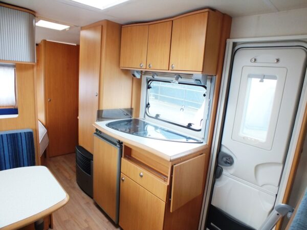 Beyerland Sprinter Sport 470 TKM, bj. 2008 met voortent - Afbeelding 18