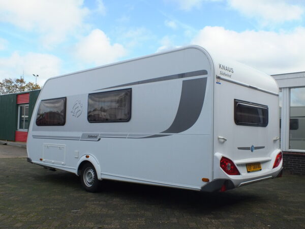 KNAUS Sudwind 500 FSK bj.2014, 7 slaapplaatsen, met VOORTENT - Afbeelding 3