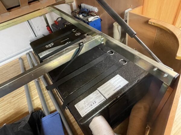 ERIBA Moving 540 F bj.2005, AIRCO, MOVER, DOUCHE - Afbeelding 29