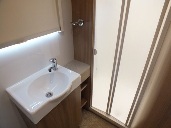 BAILEY PEGASUS VERONA bj.2016, met MOVER en DOUCHE - Afbeelding 24