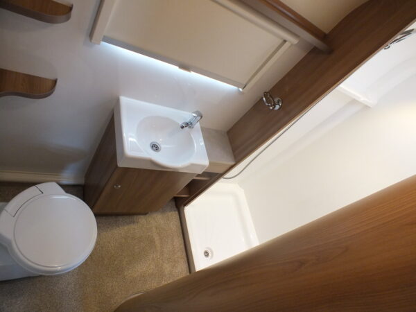 BAILEY PEGASUS VERONA bj.2016, met MOVER en DOUCHE - Afbeelding 23
