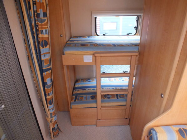 STERCKEMAN Starlett 470 PE bj.2006, 6 slaapplaatsen - Afbeelding 9