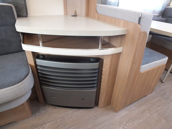 HOBBY Excellent 650 UMFE bj.2021, 5 SLAAPPLAATSEN, VOORTENT - Afbeelding 26