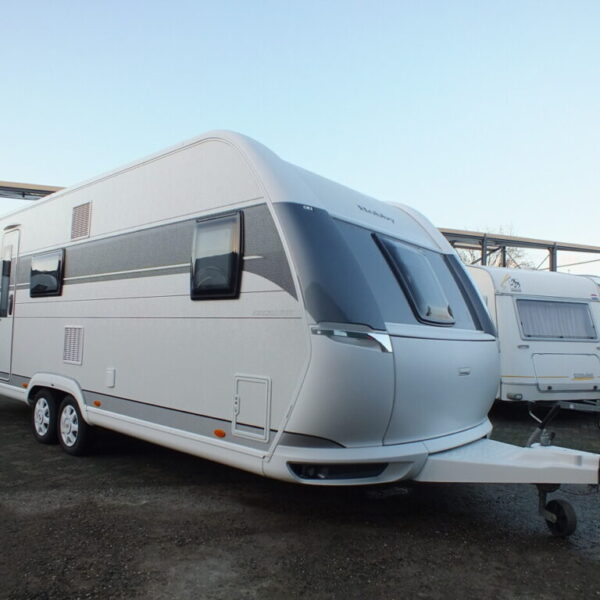HOBBY Excellent 650 UMFE bj.2021, 5 SLAAPPLAATSEN, VOORTENT