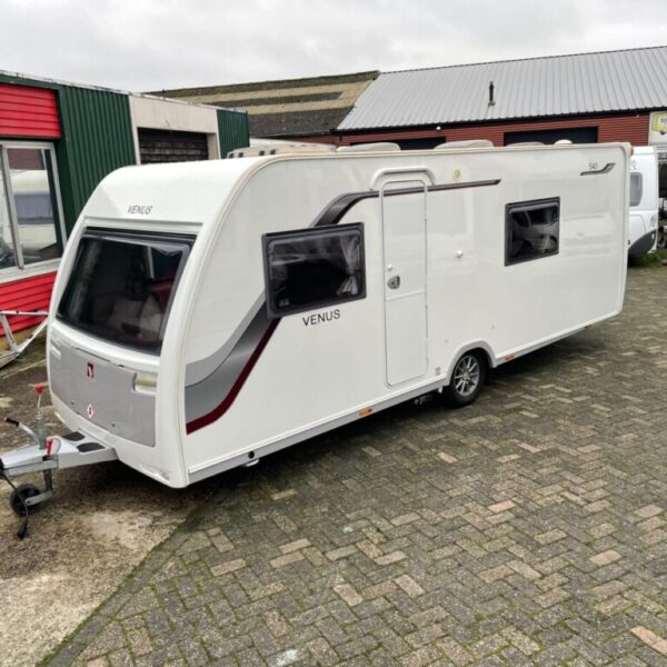 Lunar Venus 540, BJ.2017 MET VOORTENT EN MOVER