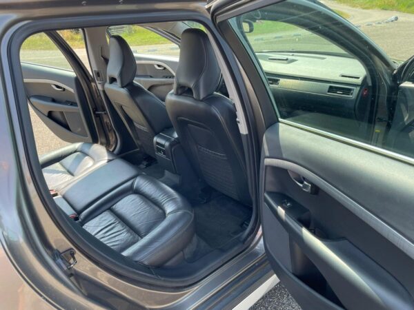 Volvo XC70 2.4 D 2009 Grijs - Afbeelding 18