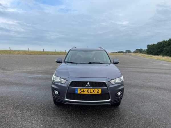 Mitsubishi Outlander 2.0 MPI 2WD 2010 Grijs - Afbeelding 4
