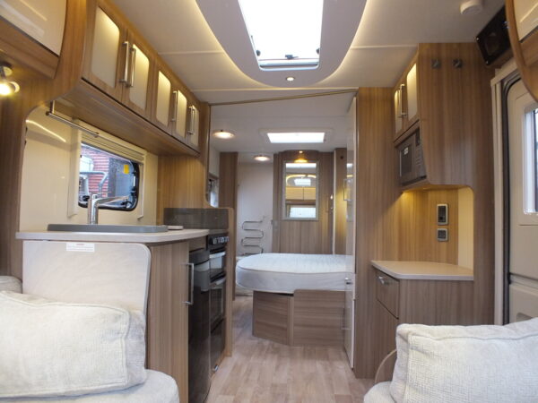 LUNAR Clubman bj.2015, QUEENSBED, ALDE, MOVER, DOUCHE, VOORTENT - Afbeelding 9