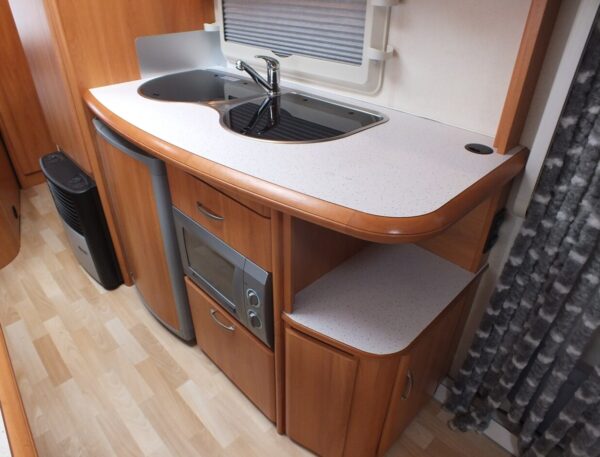 HOBBY De luxe Easy 560 KMFE bj.2006, KINDERKAMER, VOORTENT - Afbeelding 16