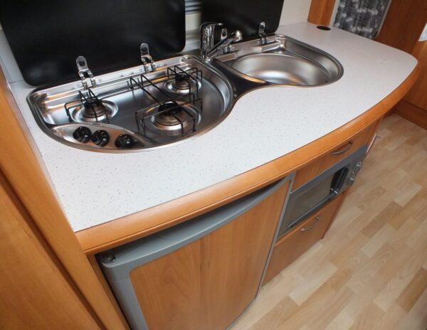 HOBBY De luxe Easy 560 KMFE bj.2006, KINDERKAMER, VOORTENT - Afbeelding 18