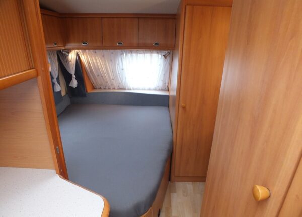 HOBBY De luxe Easy 560 KMFE bj.2006, KINDERKAMER, VOORTENT - Afbeelding 6