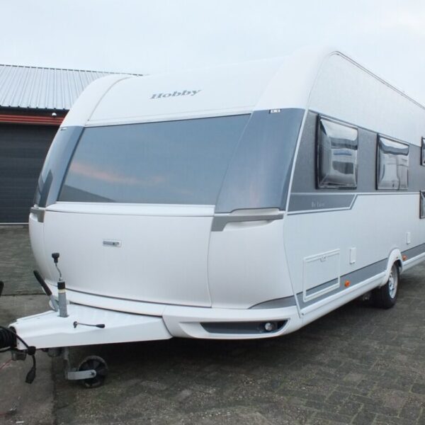 HOBBY De Luxe 545 KMFE bj.2014, met AIRCO, MOVER, VOORTENT