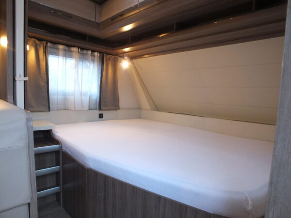 HOBBY De Luxe 545 KMFE bj.2014, met AIRCO, MOVER, VOORTENT - Afbeelding 8