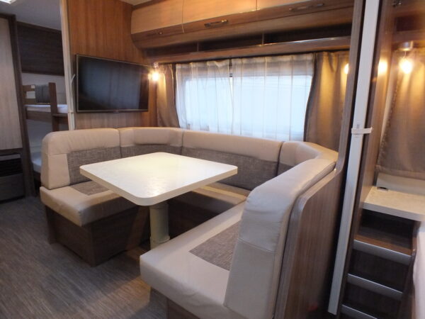HOBBY De Luxe 545 KMFE bj.2014, met AIRCO, MOVER, VOORTENT - Afbeelding 10