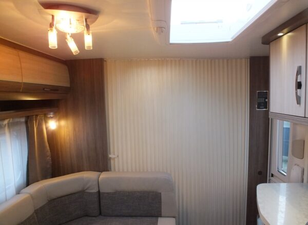 HOBBY De Luxe 545 KMFE bj.2014, met AIRCO, MOVER, VOORTENT - Afbeelding 27