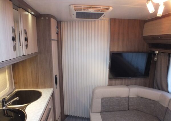 HOBBY De Luxe 545 KMFE bj.2014, met AIRCO, MOVER, VOORTENT - Afbeelding 26