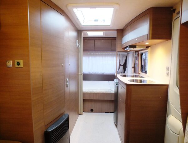 ADRIA Adiva 462 PD bj.2010, BOILER, DOUCHE, VLOERVERWARMING - Afbeelding 4
