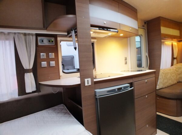 ADRIA Adiva 462 PD bj.2010, BOILER, DOUCHE, VLOERVERWARMING - Afbeelding 14