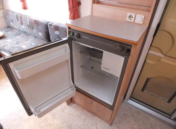 KIP KOMPAKT Special 37 EKV bj.2003, met MOVER en VOORTENT - Afbeelding 18