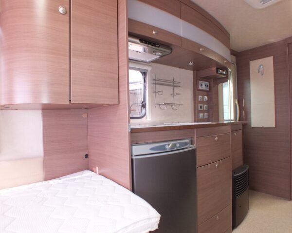 ADRIA Adiva 513 LT bj.2009, met DOUCHE, MOVER, VOORTENT - Afbeelding 13