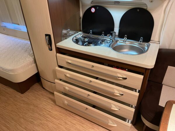 Hobby Prestige 560WLU bj,2014 Met LUIFEL douche TOPSTAAT - Afbeelding 13