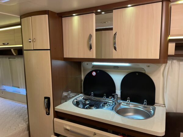 Hobby Prestige 560WLU bj,2014 Met LUIFEL douche TOPSTAAT - Afbeelding 14