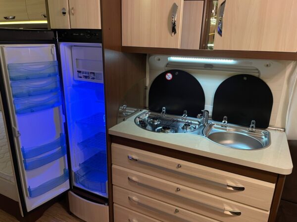 Hobby Prestige 560WLU bj,2014 Met LUIFEL douche TOPSTAAT - Afbeelding 12