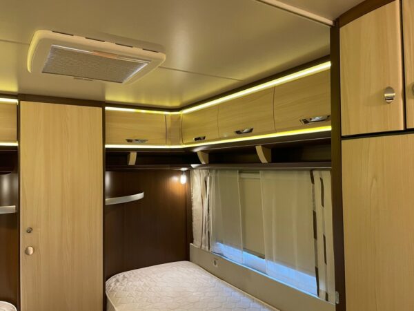 Hobby Prestige 560WLU bj,2014 Met LUIFEL douche TOPSTAAT - Afbeelding 31
