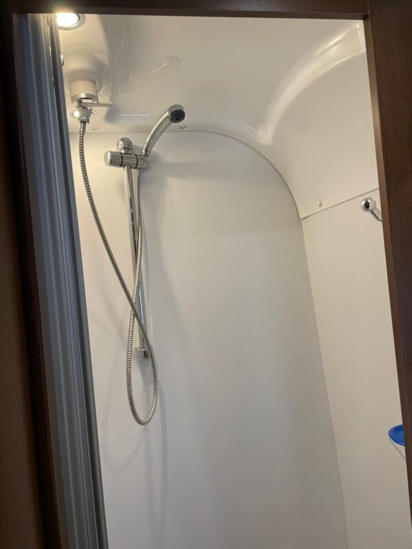Hobby Prestige 560WLU bj,2014 Met LUIFEL douche TOPSTAAT - Afbeelding 27