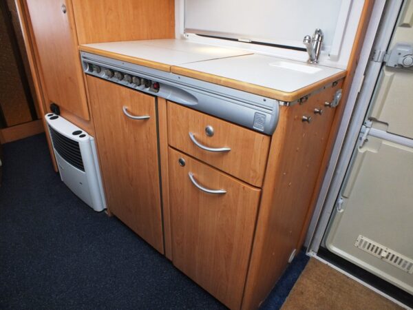 KNAUS Blue Line 500 TM bj.2000, KINDERKAMER, DOUCHE VOORTENT - Afbeelding 20